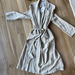 Zara Trench Coat.New with tag.